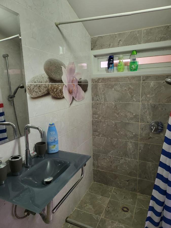 Guest House Ashdod-Beach Exterior photo